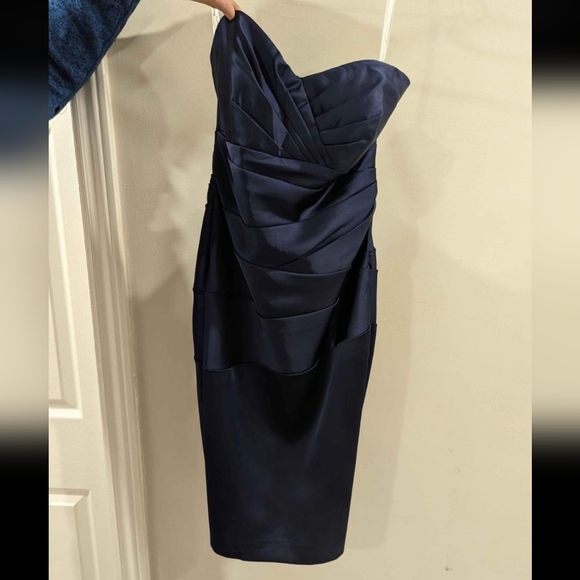 Navy blue bandeau short dress - Picture 3 of 3